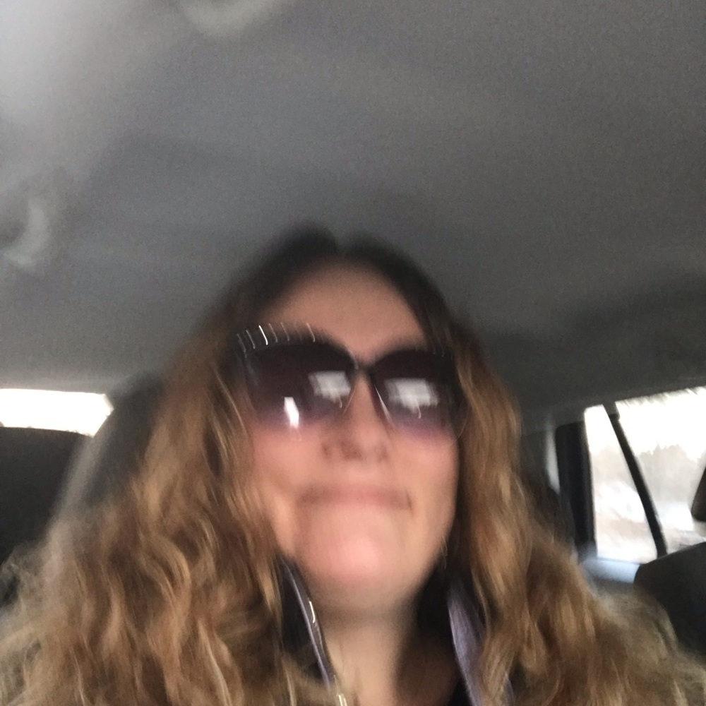 Meet your Posher, Carly